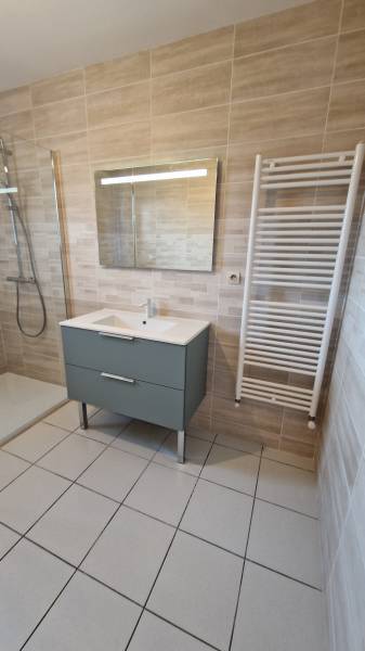 Rénovation complète Salle de bain sur HURIGNY (71870)