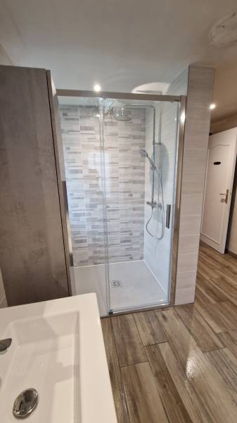Rénovation complète Salle de bain sur MACON (71000)