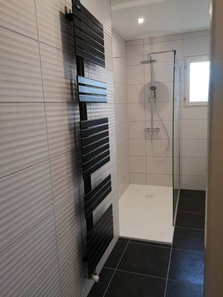 Réfection complète d'une salle de Bains à LAIZE (71870)