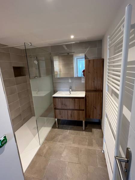 Rénovation complète d'une salle de bain sur la commune de SANCE (71000)