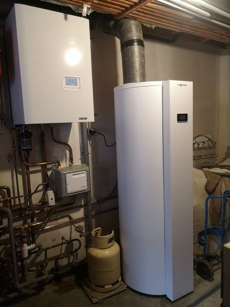 Installation d'une Pompe à Chaleur TEAMAO FRISQUET associé a un ballon thermodynamique VIESSMANN à CROTTET (01290)
