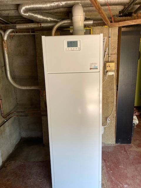 Installation d'une chaudière gaz à condensation FRISQUET Prestige 20Kw avec ballon 80L intégré sur la commune de MACON (71000)