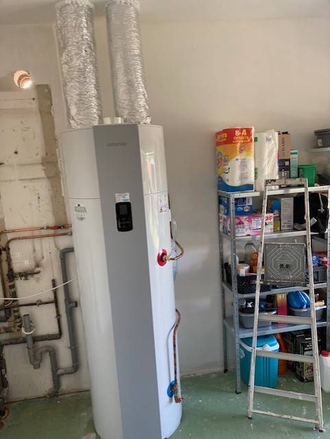 Fourniture et Pose d'un Chauffe Eau Thermodynamique Calypso Atlantic  240 Litres à SENNECE LES MACON